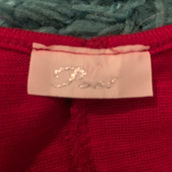 Cute Dark Red Delicate Tank Size Small - Picture 3 of 5